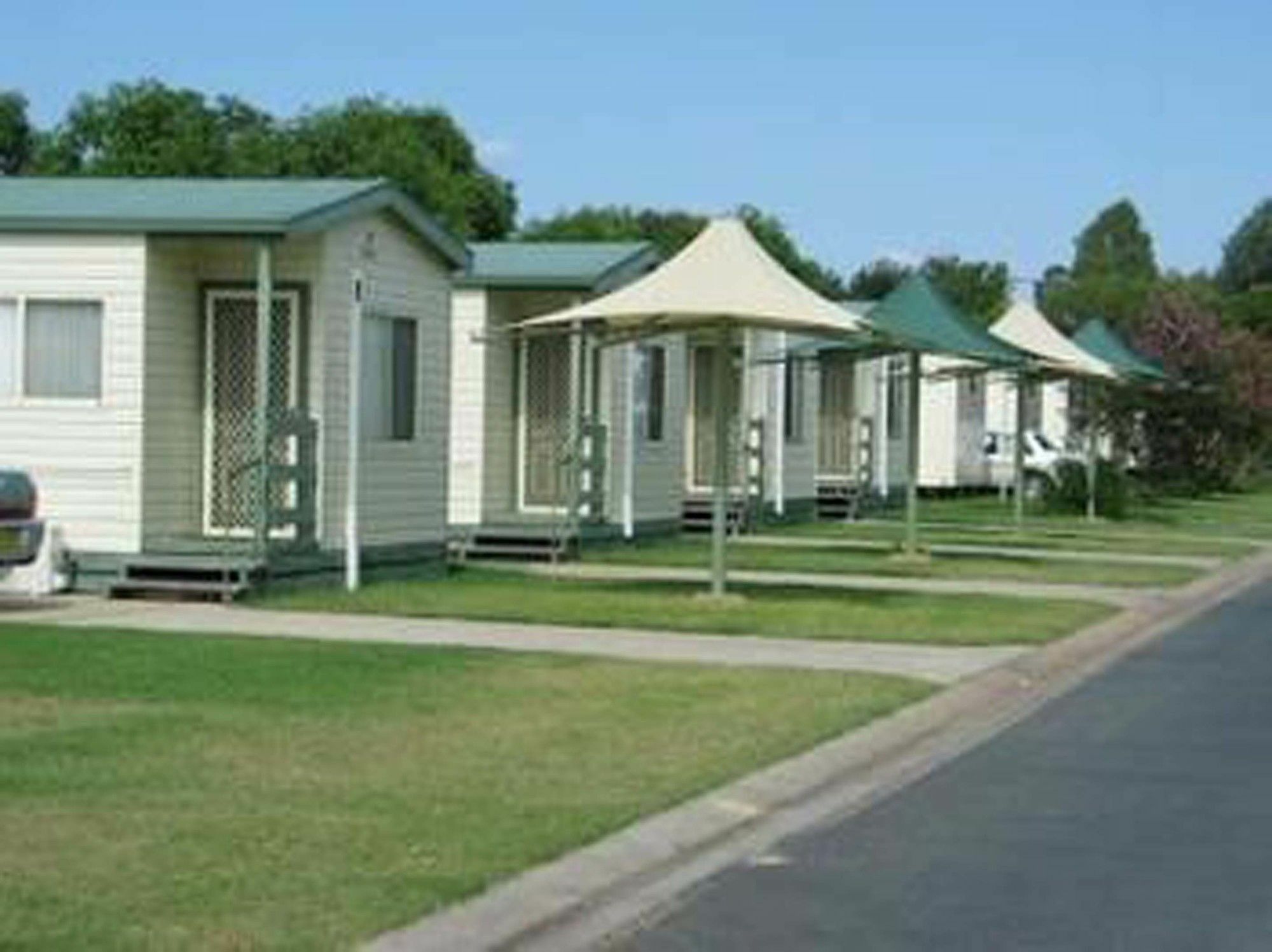Yarrawonga Holiday Park Экстерьер фото