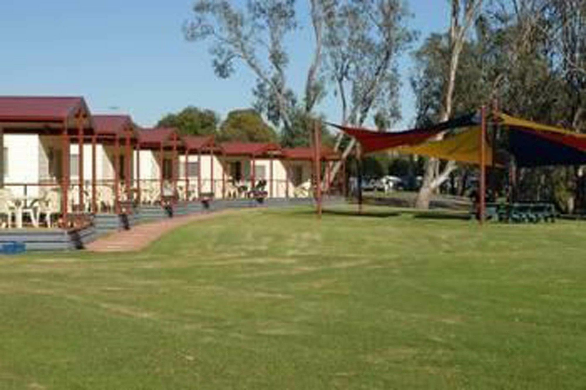 Yarrawonga Holiday Park Экстерьер фото